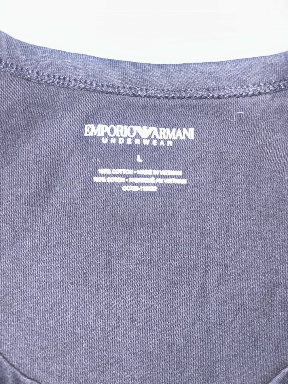 Emporio Armani tank size large 100% cotton - Picture 3 of 6